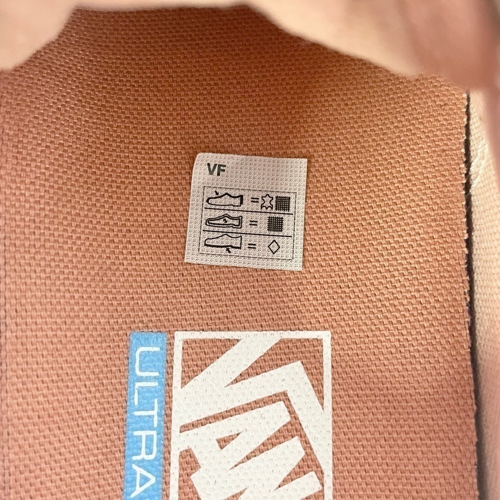 New Vans 36 Sf‎ Two Tone Pink Low Profile Shoes NWOT - Picture 11 of 13